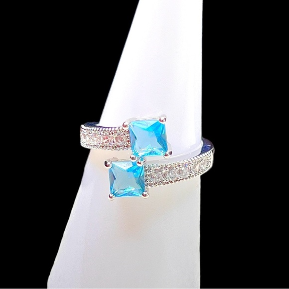 New Aqua Blue Lab-created Square Topaz Silver Engagement Ring with 10 CZ - Picture 7 of 10